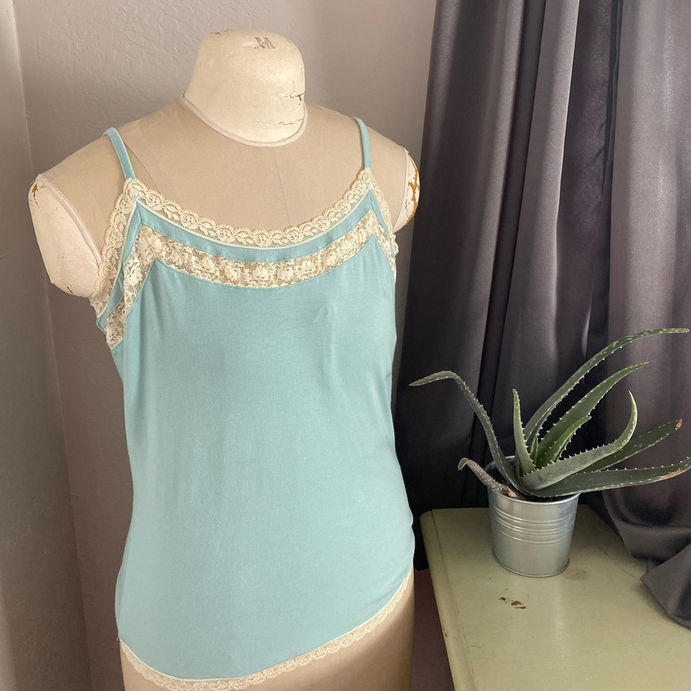 🌵CASLON | Women's Spaghetti Strap Lace Camisole